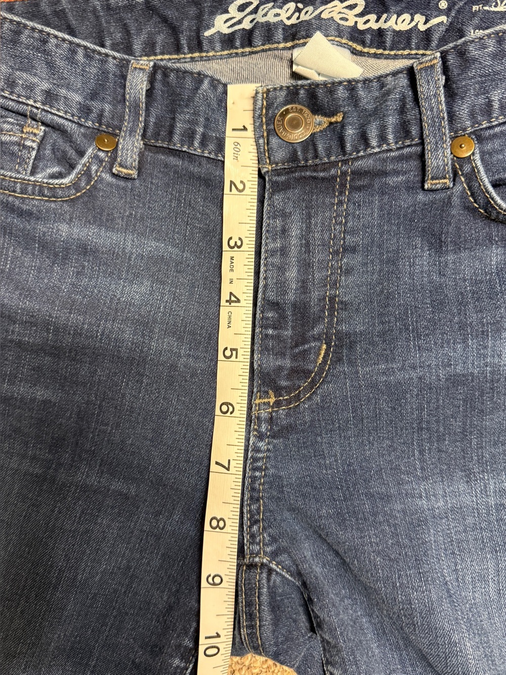 Eddie Bauer Women's Blue Straight Leg Slightly Curvy Jeans - Picture 4 of 7